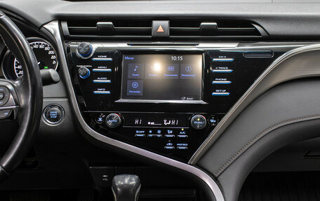 Toyota Camry, 2019 год, 2 398 000 рублей, 15 фотография
