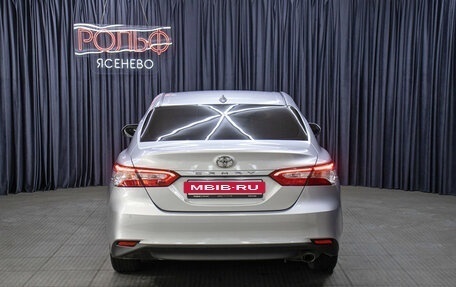 Toyota Camry, 2019 год, 2 398 000 рублей, 6 фотография