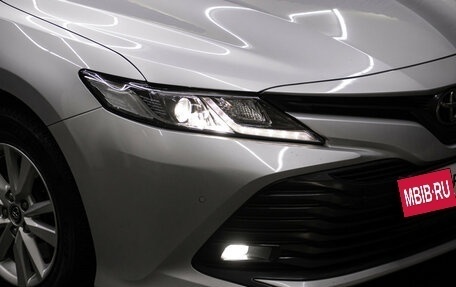 Toyota Camry, 2019 год, 2 398 000 рублей, 23 фотография