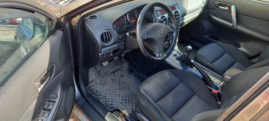 Mazda 6 GG рестайлинг, 2006 год, 620 000 рублей, 11 фотография