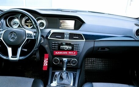 Mercedes-Benz C-Класс, 2012 год, 1 100 000 рублей, 10 фотография