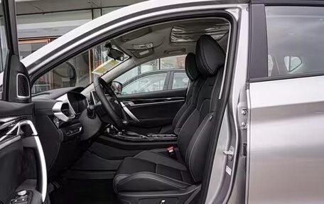 Geely Coolray I, 2025 год, 1 920 000 рублей, 13 фотография