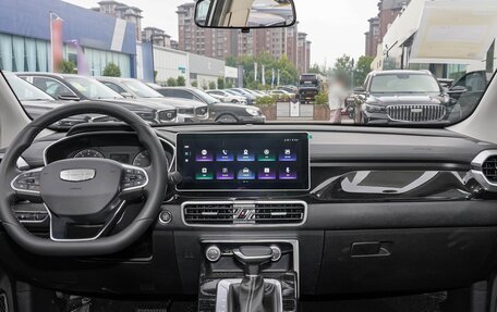 Geely Coolray I, 2025 год, 1 920 000 рублей, 15 фотография