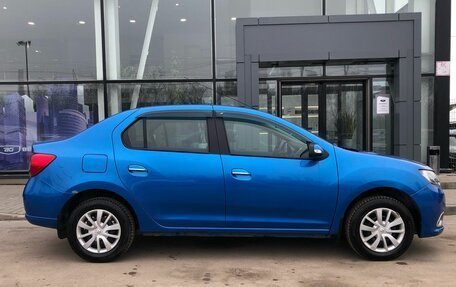 Renault Logan II, 2017 год, 880 000 рублей, 6 фотография