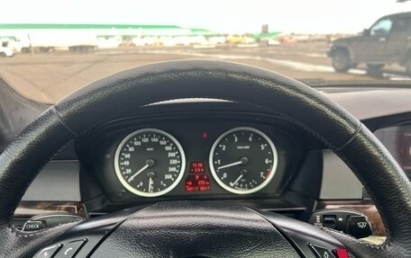 BMW 5 серия, 2005 год, 1 050 000 рублей, 8 фотография