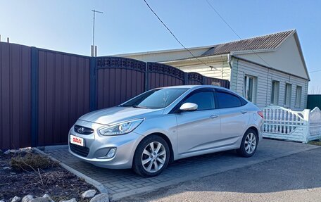 Hyundai Solaris II рестайлинг, 2014 год, 960 000 рублей, 25 фотография