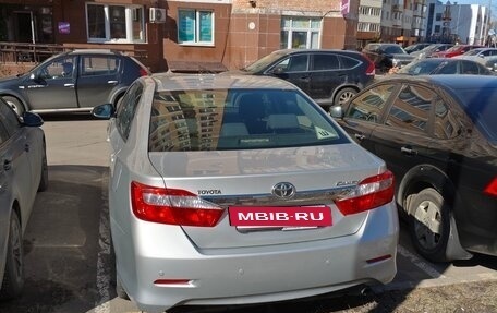 Toyota Camry, 2013 год, 2 350 000 рублей, 3 фотография
