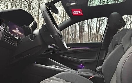 Volkswagen Golf VIII, 2023 год, 2 100 000 рублей, 12 фотография