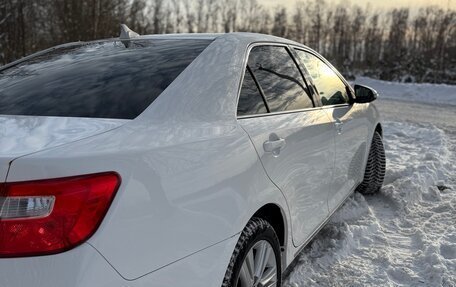 Toyota Camry, 2014 год, 1 290 000 рублей, 3 фотография