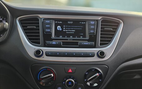 Hyundai Solaris II рестайлинг, 2018 год, 1 280 000 рублей, 12 фотография