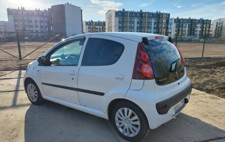 Peugeot 107 I рестайлинг, 2012 год, 570 000 рублей, 3 фотография