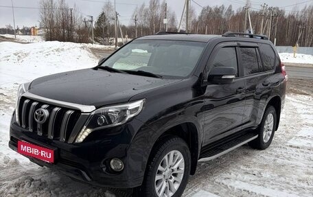 Toyota Land Cruiser Prado 150 рестайлинг 2, 2014 год, 2 950 000 рублей, 6 фотография
