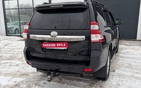 Toyota Land Cruiser Prado 150 рестайлинг 2, 2014 год, 2 950 000 рублей, 5 фотография