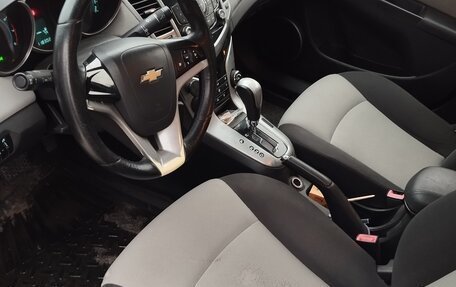 Chevrolet Cruze II, 2012 год, 550 000 рублей, 6 фотография