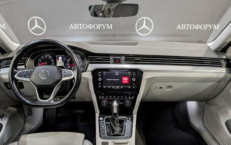 Volkswagen Passat B8 рестайлинг, 2020 год, 2 250 000 рублей, 14 фотография