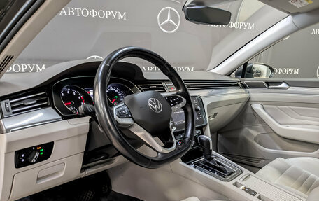 Volkswagen Passat B8 рестайлинг, 2020 год, 2 250 000 рублей, 16 фотография