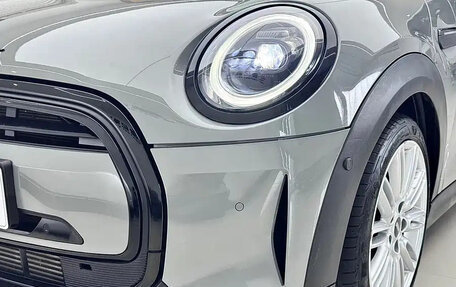 MINI Hatch, 2023 год, 1 980 000 рублей, 8 фотография