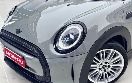 MINI Hatch, 2023 год, 1 980 000 рублей, 7 фотография