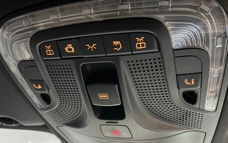 Mercedes-Benz V-Класс, 2019 год, 6 500 000 рублей, 9 фотография