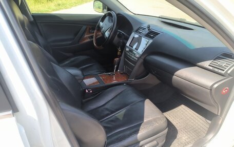 Toyota Camry, 2008 год, 850 000 рублей, 9 фотография