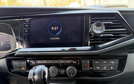 Volkswagen Multivan T6 рестайлинг, 2021 год, 5 550 000 рублей, 14 фотография