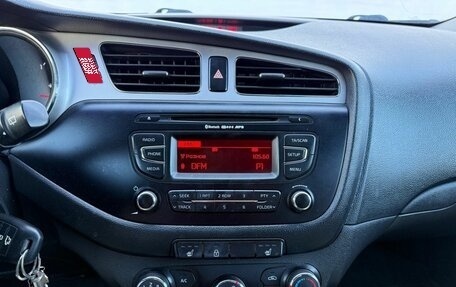 KIA cee'd III, 2014 год, 1 090 000 рублей, 14 фотография