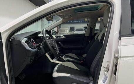 Volkswagen Polo, 2022 год, 1 000 000 рублей, 7 фотография