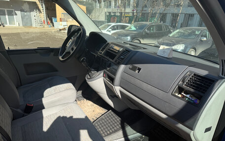 Volkswagen Transporter T5 рестайлинг, 2011 год, 995 000 рублей, 5 фотография