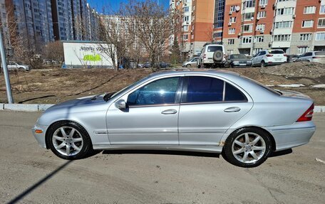Mercedes-Benz C-Класс, 2003 год, 550 000 рублей, 6 фотография
