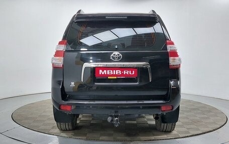 Toyota Land Cruiser Prado 150 рестайлинг 2, 2011 год, 2 699 000 рублей, 6 фотография