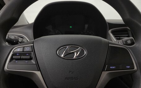 Hyundai Solaris II рестайлинг, 2017 год, 1 160 000 рублей, 20 фотография