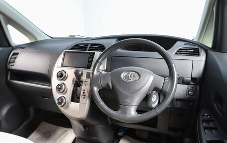 Toyota Ractis I, 2010 год, 1 009 000 рублей, 10 фотография