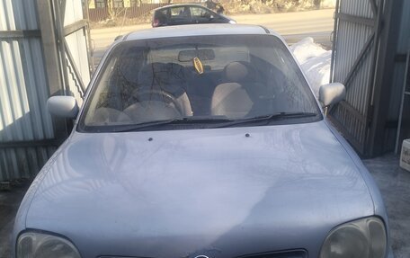 Nissan March II, 2001 год, 95 000 рублей, 1 фотография