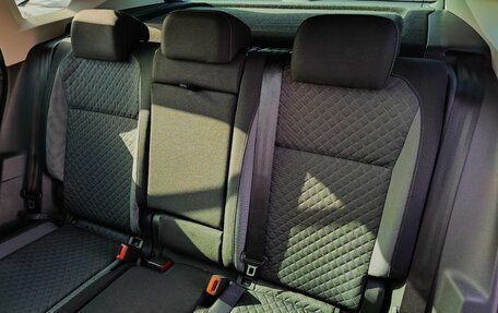 Volkswagen Tiguan II, 2019 год, 2 320 000 рублей, 10 фотография