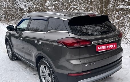 Geely Atlas, 2023 год, 2 000 000 рублей, 3 фотография