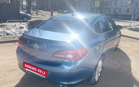 Opel Astra J, 2013 год, 1 100 000 рублей, 3 фотография