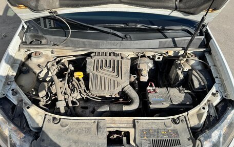 Renault Logan II, 2017 год, 750 000 рублей, 8 фотография