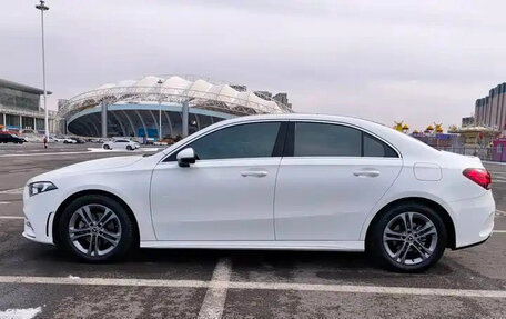 Mercedes-Benz A-Класс, 2022 год, 2 290 000 рублей, 8 фотография