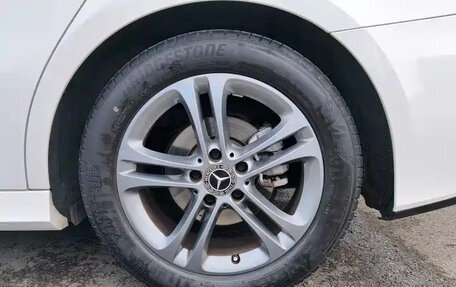 Mercedes-Benz A-Класс, 2022 год, 2 290 000 рублей, 14 фотография