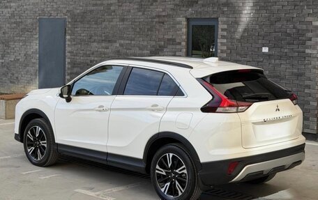 Mitsubishi Eclipse Cross, 2022 год, 2 850 000 рублей, 4 фотография