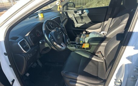 KIA Sportage IV рестайлинг, 2021 год, 2 800 000 рублей, 10 фотография