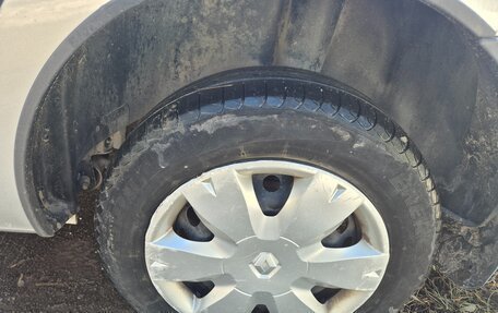 Renault Logan II, 2017 год, 850 000 рублей, 23 фотография