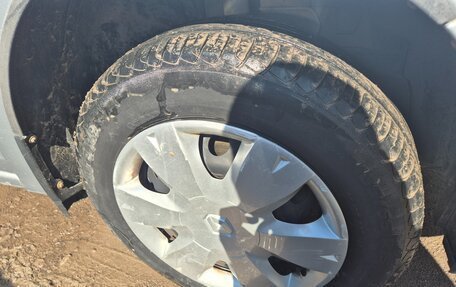 Renault Logan II, 2017 год, 850 000 рублей, 20 фотография