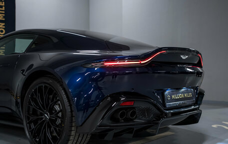 Aston Martin V8 Vantage IV, 2019 год, 13 900 000 рублей, 15 фотография