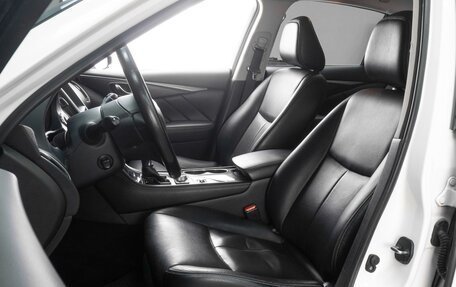 Infiniti Q50 I рестайлинг, 2016 год, 1 999 000 рублей, 10 фотография