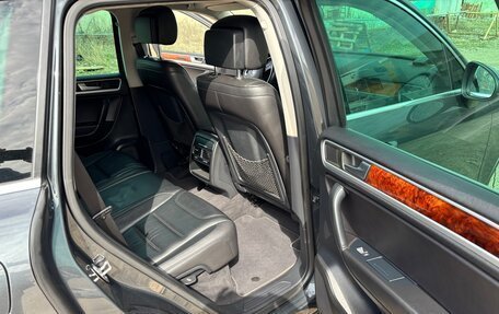 Volkswagen Touareg III, 2013 год, 1 880 000 рублей, 13 фотография