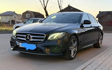 Mercedes-Benz E-Класс, 2019 год, 3 450 000 рублей, 2 фотография