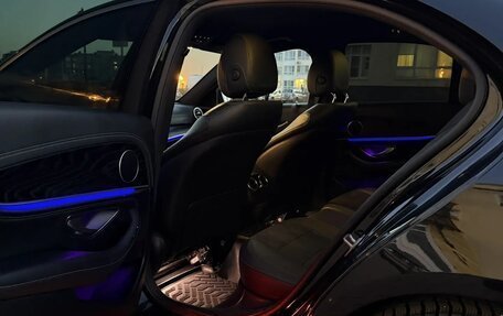 Mercedes-Benz E-Класс, 2019 год, 3 450 000 рублей, 7 фотография