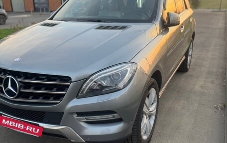 Mercedes-Benz M-Класс, 2012 год, 2 100 000 рублей, 4 фотография