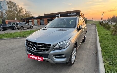 Mercedes-Benz M-Класс, 2012 год, 2 100 000 рублей, 2 фотография